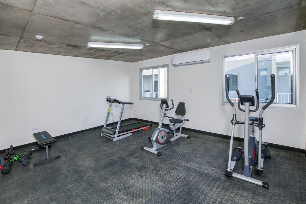 A Estrenar! Apartamento Con Pileta Zona Aeropuerto Wifi 200Mg Асунсьйон Екстер'єр фото